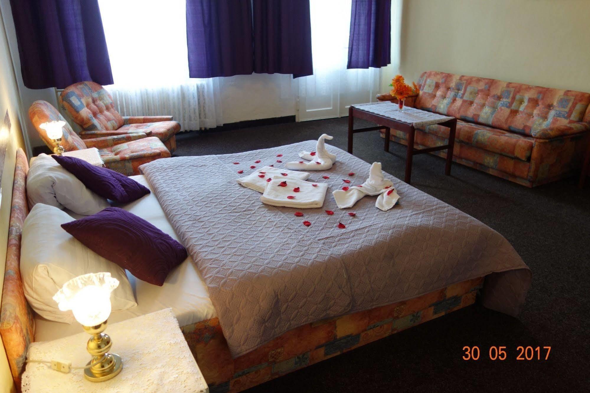 Wellness Hotel Hana Mariánské Lázně Extérieur photo