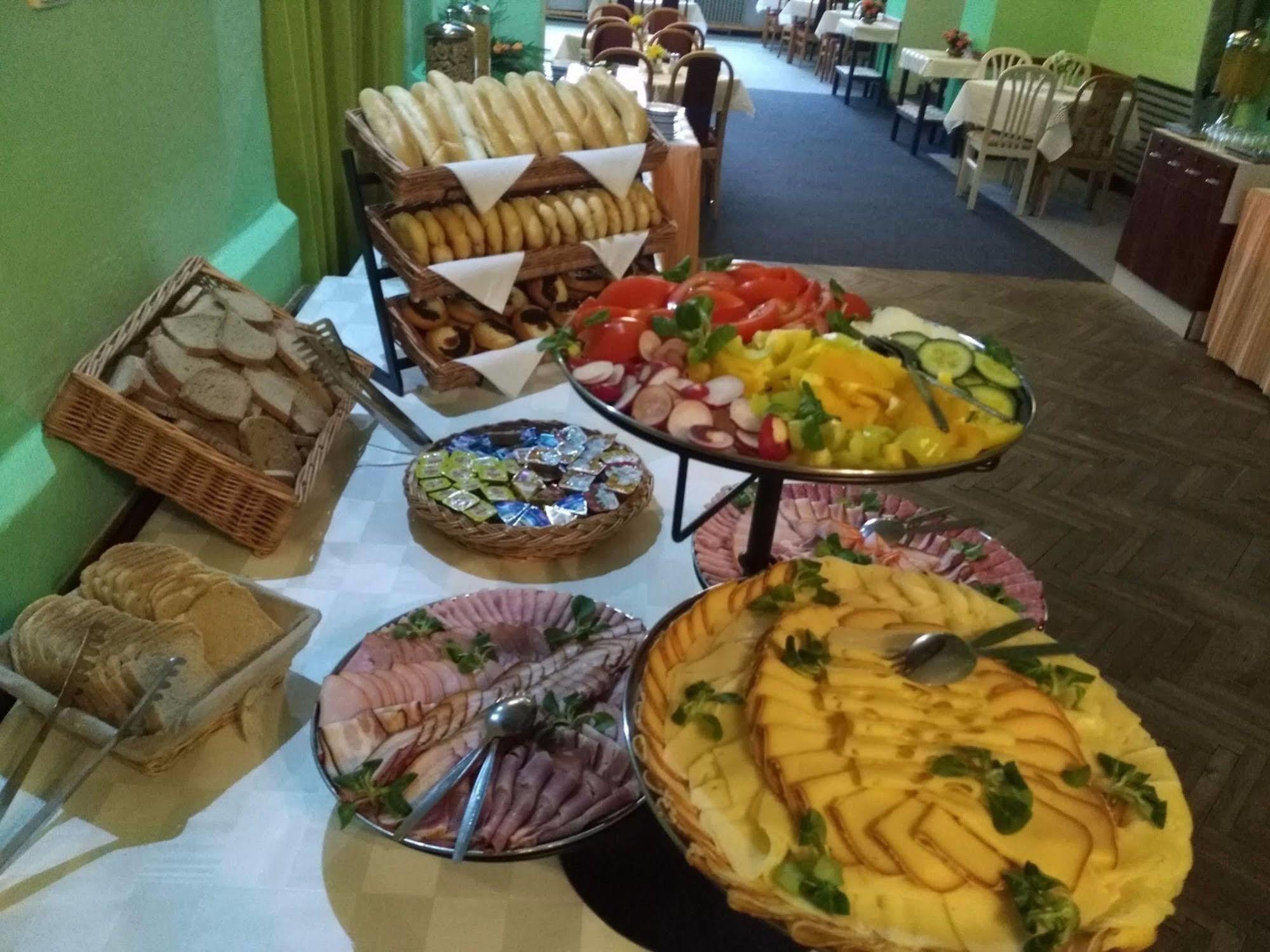 Wellness Hotel Hana Mariánské Lázně Extérieur photo