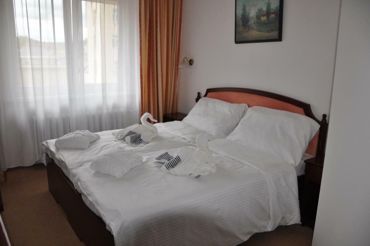 Wellness Hotel Hana Mariánské Lázně Extérieur photo